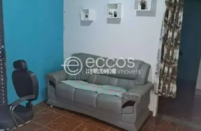 Casa à venda, 6 quartos, 2 suítes, 3 vagas, custódio pereira - uberlândia/mg