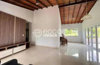 Casa em condomínio à venda, 3 quartos, 3 suítes, 6 vagas, tocantins - uberlândia/mg