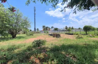 Terreno à venda na Rua Odilon Guarato, 396, Jardim Karaíba, Uberlândia