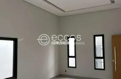 Casa à venda, 3 quartos, 3 suítes, 2 vagas, interlagos - araguari/mg