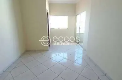 Casa à venda, 3 quartos, 2 suítes, 3 vagas, santa rosa - uberlândia/mg