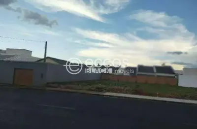 Terreno à venda na Avenida Antônio Matias Montana, Jardim Europa, Uberlândia