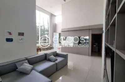 Casa em condomínio à venda, 3 quartos, 3 suítes, 6 vagas, Nova Uberlândia - Uberlândia/MG