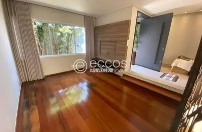 Casa à venda, 3 quartos, 1 suíte, 3 vagas, tabajaras - uberlândia/mg