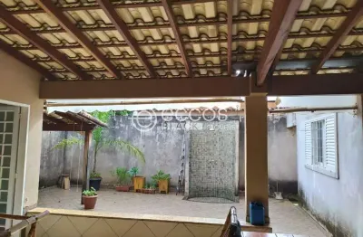 Casa à venda, 4 quartos, 2 vagas, laranjeiras - uberlândia/mg