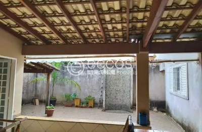 Casa à venda, 4 quartos, 2 vagas, laranjeiras - uberlândia/mg