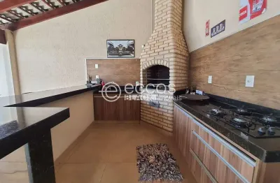 Casa à venda, 3 quartos, 1 suíte, 2 vagas, jardim holanda - uberlândia/mg