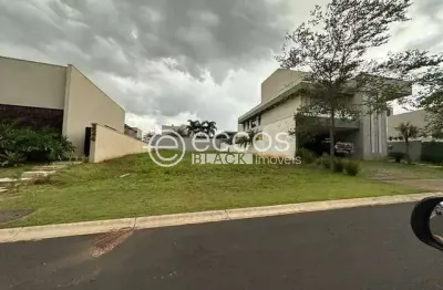 Terreno em condomínio fechado à venda na Avenida Landscape, Jardim Sul, Uberlândia