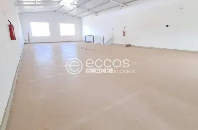Barracão / Galpão / Depósito para alugar na Avenida Senador Melo Viana, 960, Goiás, Araguari