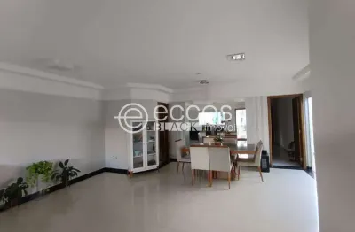 Casa em condomínio à venda, 3 quartos, 1 suíte, jardim holanda - uberlândia/mg