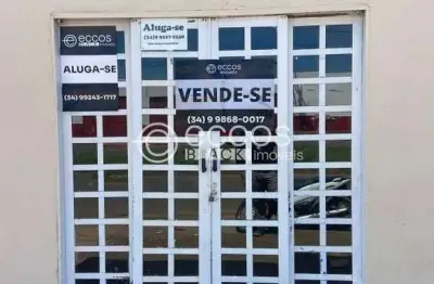 Sala comercial à venda na Rua das Palmeiras, 605, São Sebastião, Araguari