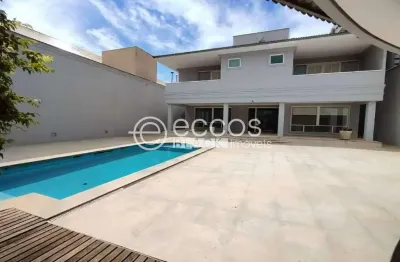 Casa para aluguel, 3 quartos, 3 suítes, 6 vagas, patrimônio - uberlândia/mg