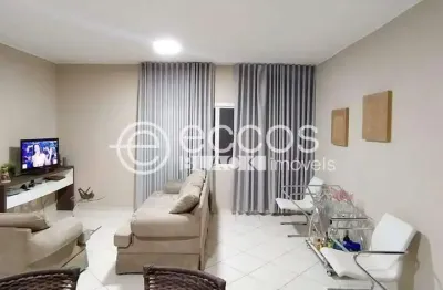 Apartamento à venda, 3 quartos, 1 suíte, 1 vaga, nossa senhora aparecida - uberlândia/mg