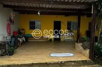 Casa com 3 quartos à venda na Rua Cleusa Maria Carolina, 444, Jardim Canaã, Uberlândia