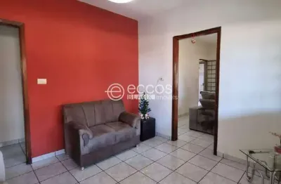 Casa à venda, 3 quartos, 1 suíte, 1 vaga, brasil - uberlândia/mg