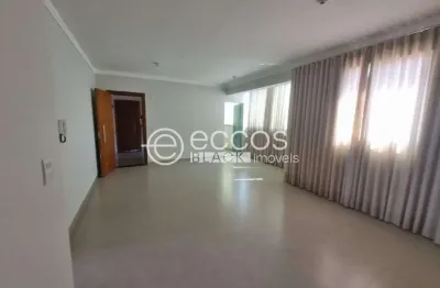 Cobertura à venda, 4 quartos, 1 suíte, 3 vagas, santa mônica - uberlândia/mg