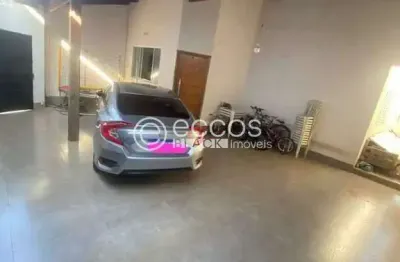Casa à venda, 3 quartos, 1 suíte, 5 vagas, planalto - uberlândia/mg