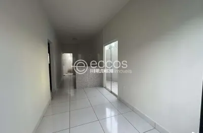 Casa à venda, 2 quartos, 1 vaga, brasil - uberlândia/mg