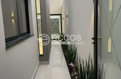 Casa à venda, 3 quartos, 1 suíte, 2 vagas, parque dos verdes - araguari/mg