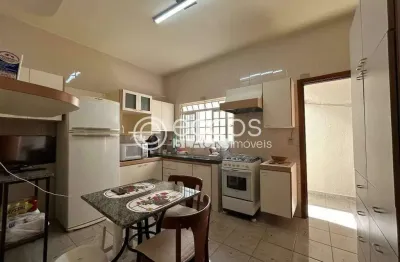 Casa à venda, 5 quartos, 3 suítes, 5 vagas, umuarama - uberlândia/mg