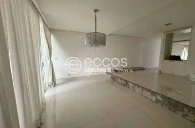 Casa para aluguel, 3 quartos, 1 suíte, 3 vagas, jardim karaíba - uberlândia/mg