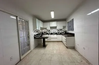 Casa à venda, 3 quartos, 1 suíte, 2 vagas, cidade jardim - uberlândia/mg