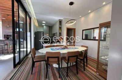 Casa em condomínio à venda, 4 quartos, 2 suítes, 2 vagas, grand ville - uberlândia/mg