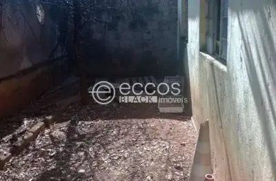 Terreno à venda na Avenida Cesário Alvim, 3264, Brasil, Uberlândia