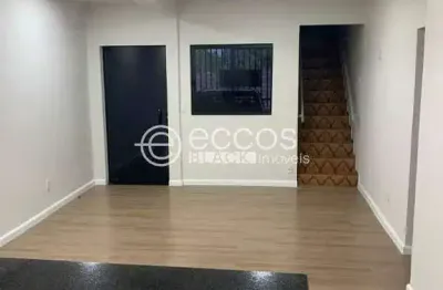 Casa à venda, 5 quartos, 1 suíte, 2 vagas, custódio pereira - uberlândia/mg