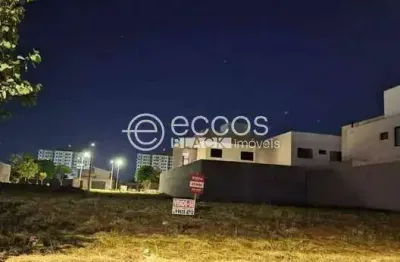 Terreno à venda na Rua Oliva, 83, Grand Ville, Uberlândia