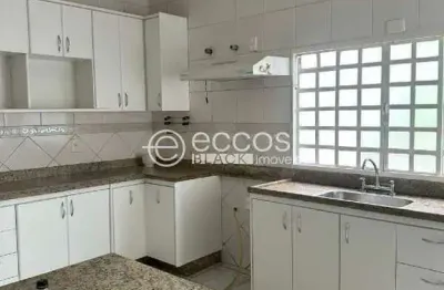 Casa à venda, 3 quartos, 1 suíte, 2 vagas, planalto - uberlândia/mg