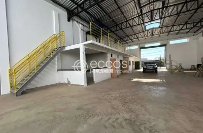 Barracão / Galpão / Depósito à venda na Rua Mário Quintana, 370, Novo Mundo, Uberlândia
