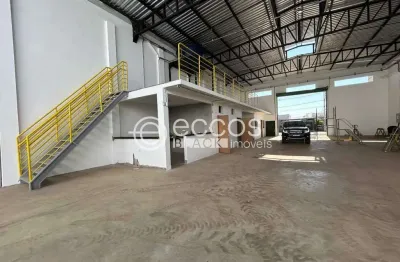 Barracão / Galpão / Depósito à venda na Rua Mário Quintana, 370, Novo Mundo, Uberlândia