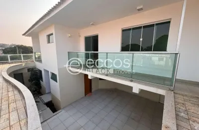 Casa para aluguel, 4 quartos, 3 suítes, 4 vagas, martins - uberlândia/mg
