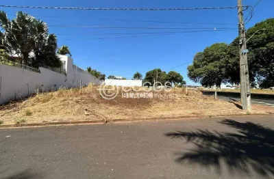 Terreno à venda na Rua Presidente Costa e Silva, Morada da Colina, Uberlândia