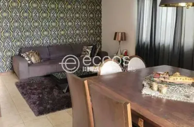 Casa à venda, 3 quartos, 1 suíte, 4 vagas, jardim karaíba - uberlândia/mg