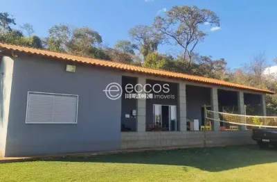 Chácara à venda, 3 quartos, 2 suítes, área rural de uberlândia - uberlândia/mg