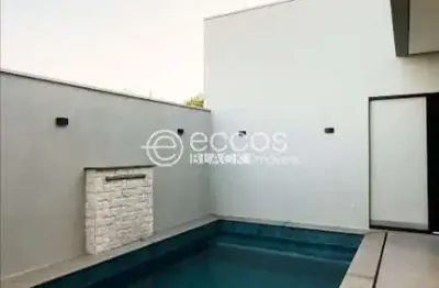 Casa à venda, 3 quartos, 3 suítes, 2 vagas, laranjeiras - uberlândia/mg