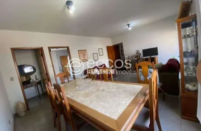 Apartamento à venda, 3 quartos, 1 suíte, 1 vaga, osvaldo rezende - uberlândia/mg