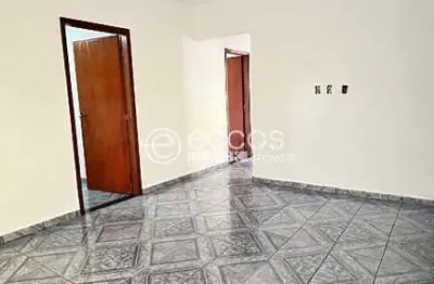 Casa à venda, 3 quartos, 1 suíte, 6 vagas, jardim brasília - uberlândia/mg