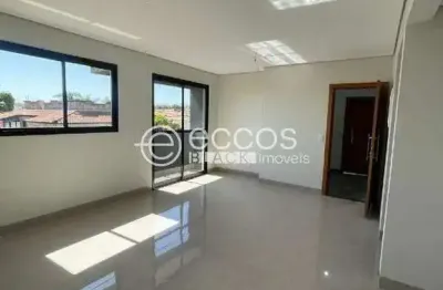Apartamento à venda, 3 quartos, 1 suíte, 2 vagas, tibery - uberlândia/mg