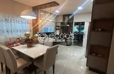 Casa à venda, 3 quartos, 1 suíte, 3 vagas, jardim sul - uberlândia/mg