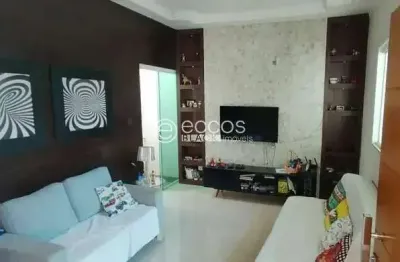 Casa à venda, 3 quartos, 1 suíte, 2 vagas, jardim botânico - uberlândia/mg