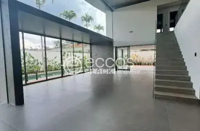 Casa em condomínio à venda, 4 quartos, 4 suítes, 2 vagas, gávea - uberlândia/mg