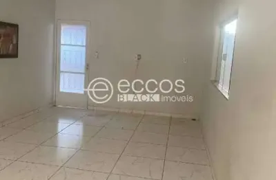 Casa à venda, 3 quartos, 1 suíte, industrial - araguari/mg
