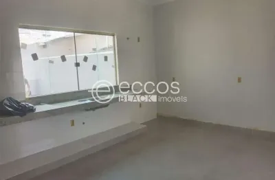Casa à venda, 3 quartos, 1 suíte, 2 vagas, interlagos - araguari/mg