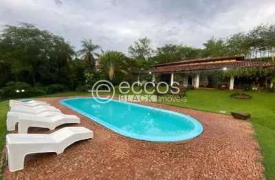 Chácara à venda, 3 quartos, 1 suíte, área rural de uberlândia - uberlândia/mg