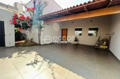 Casa à venda, 4 quartos, 1 suíte, 4 vagas, santa mônica - uberlândia/mg