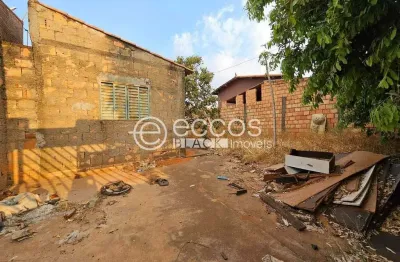 Terreno à venda na Rua Boa Esperança, 313, Granada, Uberlândia