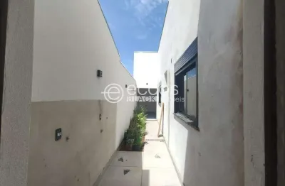 Casa em condomínio à venda, 3 quartos, 1 suíte, 4 vagas, grand ville - uberlândia/mg